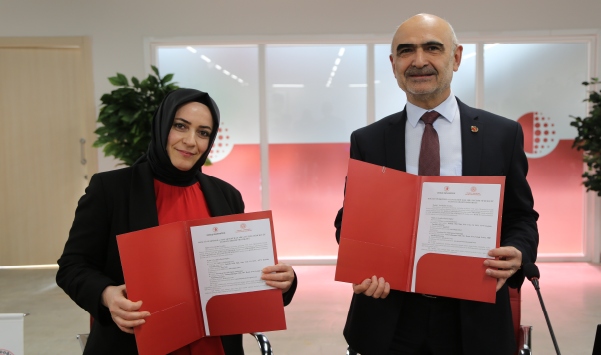 Doğuş Üniversitesi ile Sancaktepe İlçe Milli Eğitim Müdürlüğü Arasında Eğitim İş Birliği Protokolü İmzalandı.